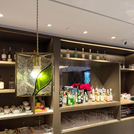 Yuexiu Hotel Guangzhou, Curio Collection By Hilton Zewnętrze zdjęcie