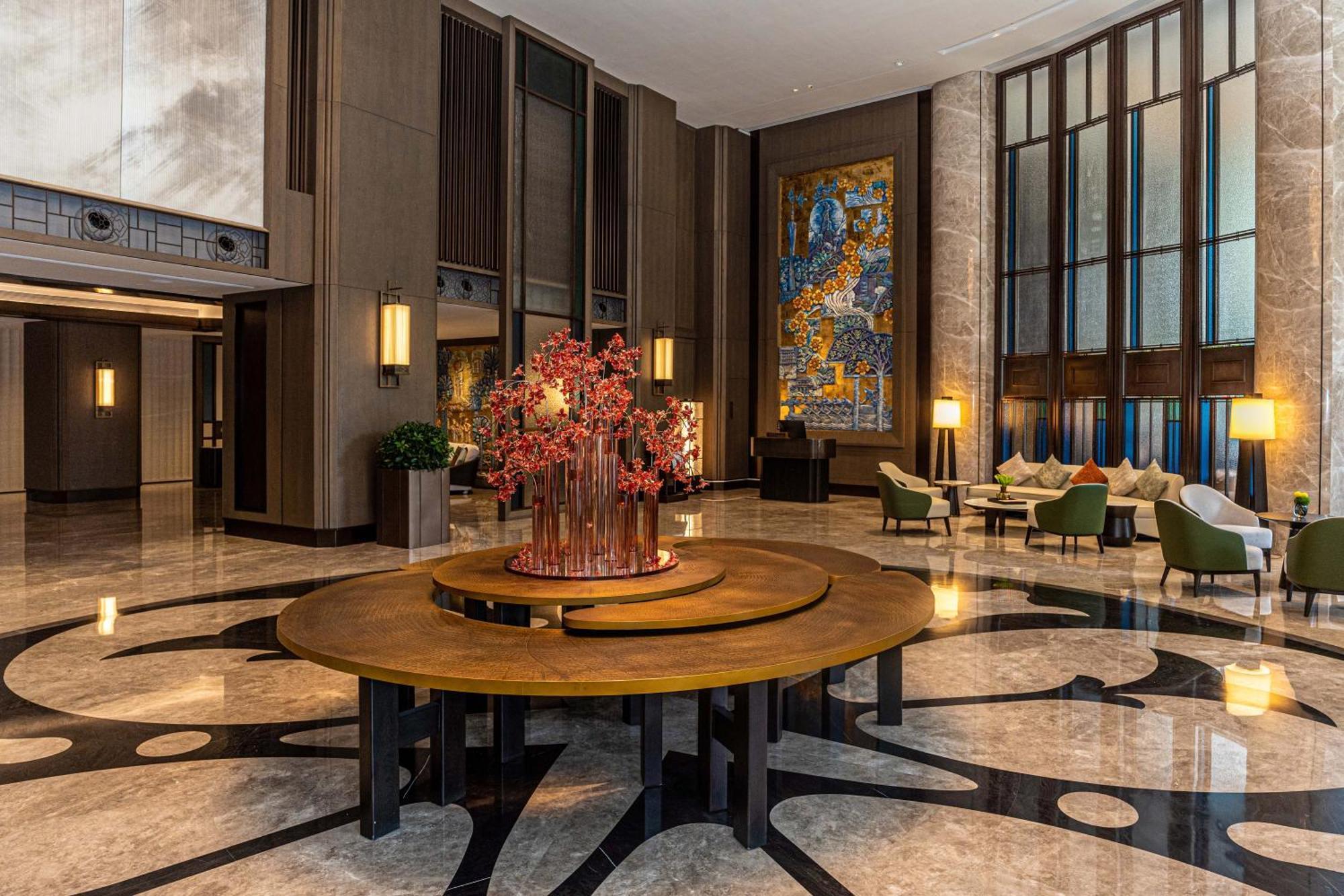 Yuexiu Hotel Guangzhou, Curio Collection By Hilton Zewnętrze zdjęcie